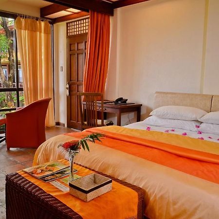 Punta Bulata White Beach Resort & Spa Cauayan  Εξωτερικό φωτογραφία